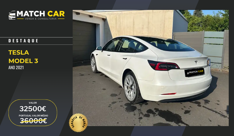 
								Tesla Model 3 full									